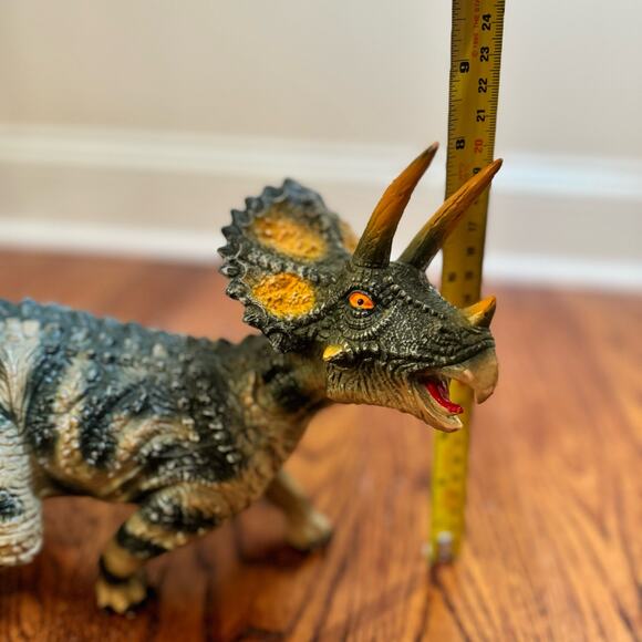 Dinosaurs Two NKOK 2020 Raptor and Triceratops Large Posed Prehistoric Toys Dino - Picture 6 of 16